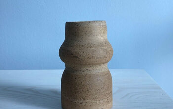 MIDJA VASE