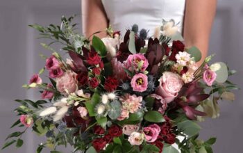 Burgundy boho style bouquet