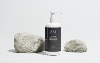 Detox and purifying charcoal shampoo