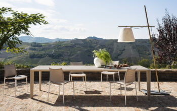 Skin dinning table-outdoor