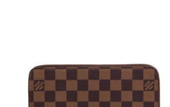 Louis Vuitton zippy wallet