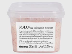 Solu. Sea salt scrub